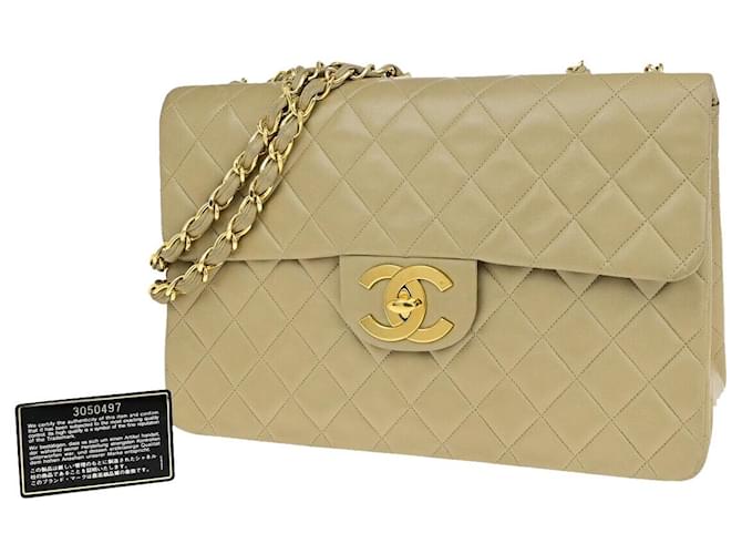 Classique Chanel Timeless Cuir Beige  ref.1374520