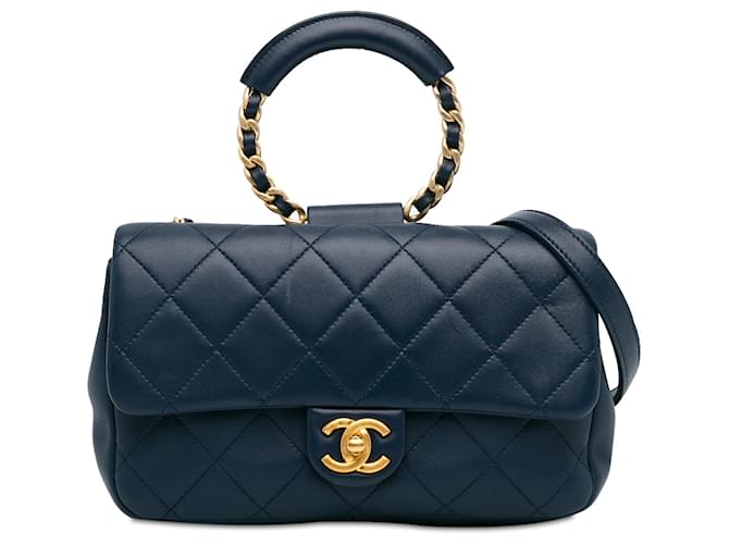 Chanel Azul Mediano Piel De Cordero En La Solapa De Lazo Cuero  ref.1374985