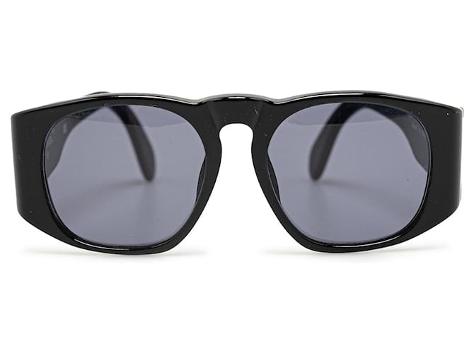 Chanel Black Round Tinted Sunglasses Plastic Resin  ref.1375064