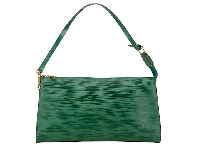 Louis Vuitton Leather Pochette Accessoire Clutch M52944 in Very Good Condition Green  ref.1375102