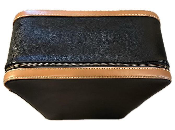 Hermès KIT HERMES MALA E PORTA-ROUPAS Preto