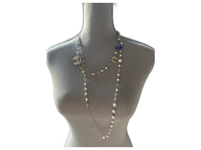 Chanel Colar longo de metal prateado Hardware prateado