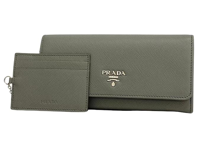 Prada Grau Leder  ref.1375806