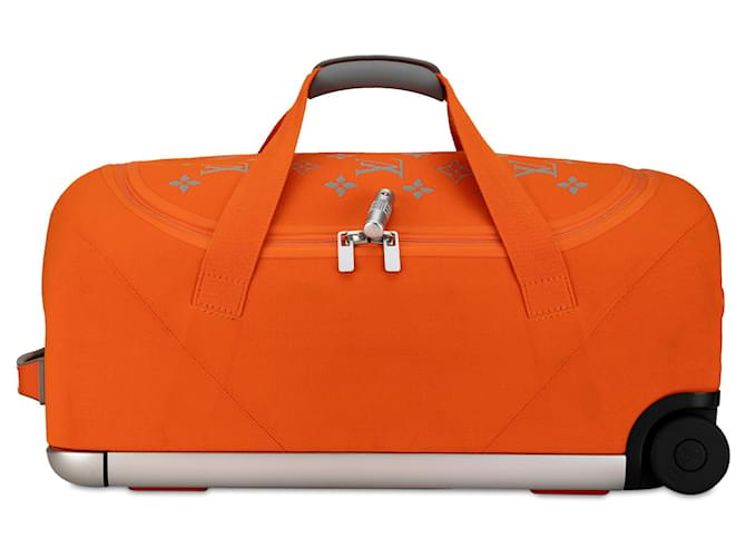 Louis Vuitton Orangefarbene, weiche Reisetasche Horizon 55 mit Monogramm Tuch  ref.1376167
