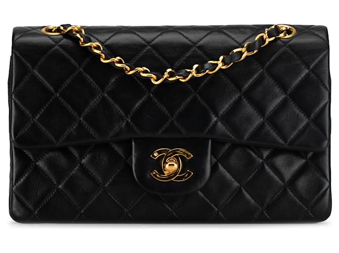 Petit rabat doublé en cuir d'agneau classique noir Chanel  ref.1376175