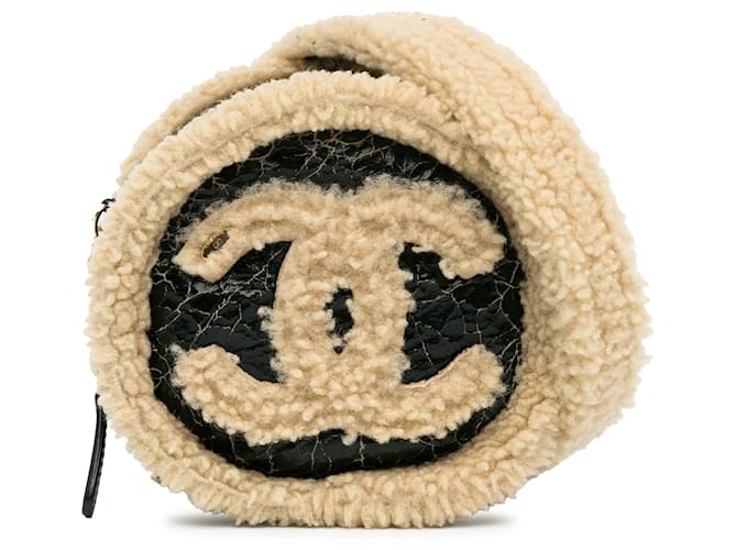 Chanel Black Shiny Crumpled Sheepskin Shearling Round Clutch with Chain Leather  ref.1376206