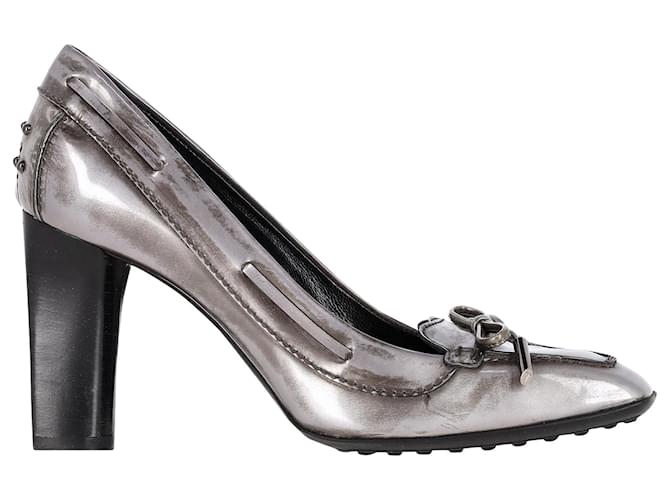 Tod's Distressed Loafer Pumps in Grey Leather  ref.1376266