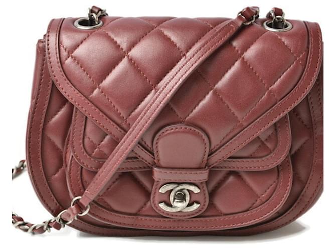 Chanel Matelassé Dark red Leather  ref.1376630