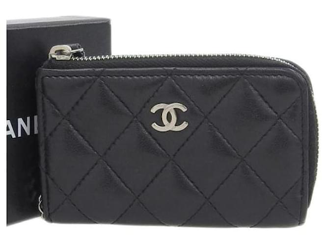 Chanel Bolsa de moedas de couro acolchoado com zíper Bolsa de moedas de couro A68943 em bom estado  ref.1377839