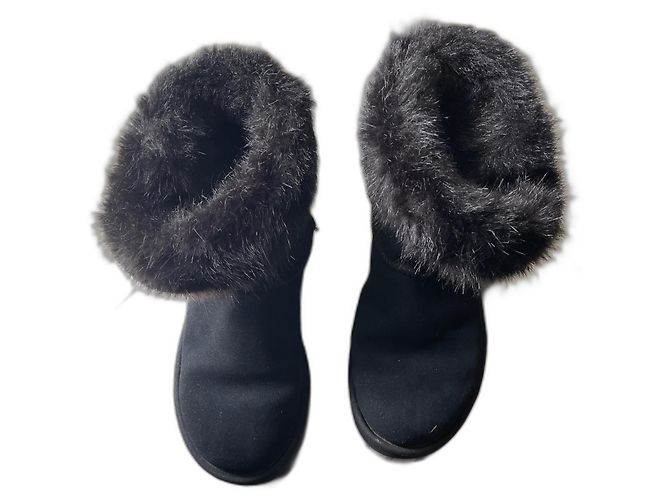 Autre Marque Botas Ugg em camurça preta Preto