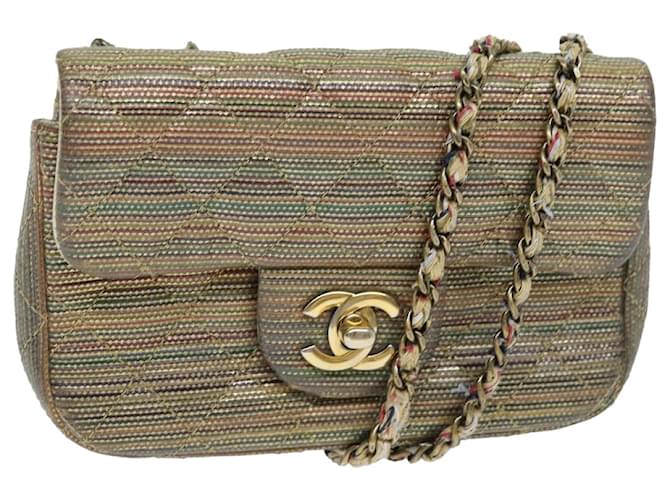 CHANEL Bolsa de Ombro com Corrente Matelassê Lona Revestida Dourada CC Auth 73654A Dourado  ref.1377972