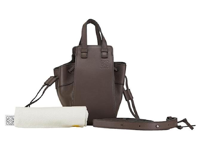 Loewe Mini Leather Hammock Bag Sac à main en cuir en bon état  ref.1379741