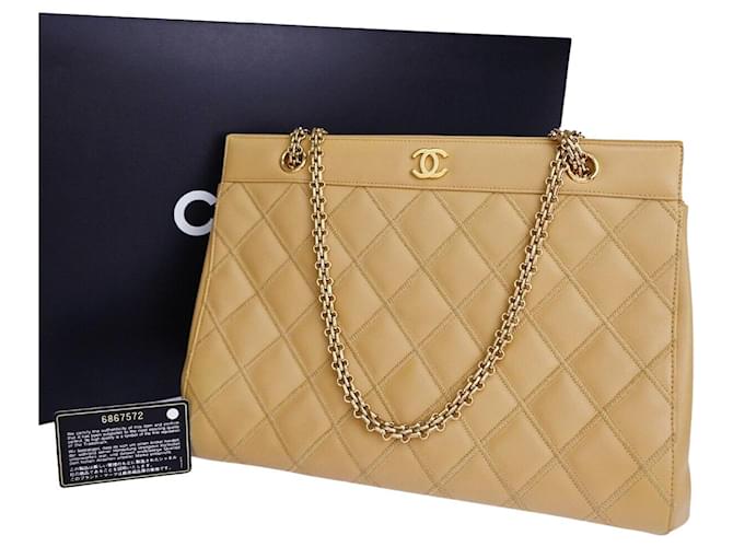 Chanel Matelassé Beige Pelle  ref.1379773