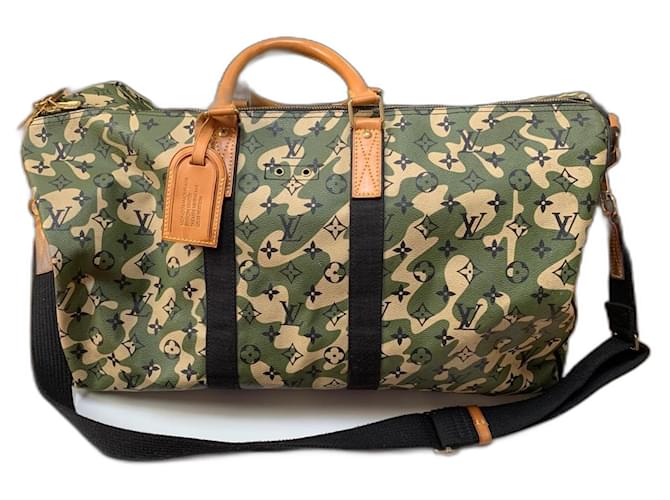 Louis Vuitton Bolsa de viaje Verde Lienzo  ref.1380333