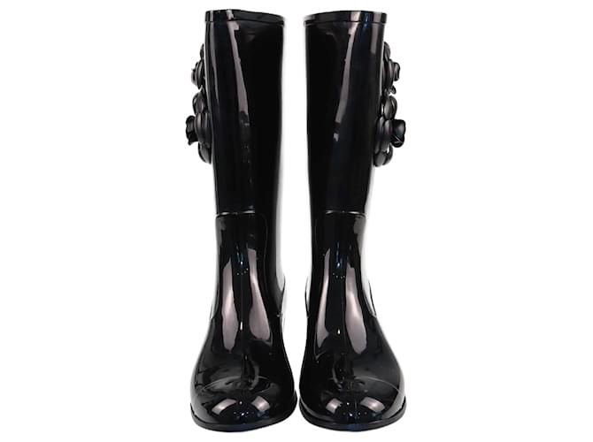 Chanel – Schwarze CC-Gummistiefel mit Kamelie  ref.1381236