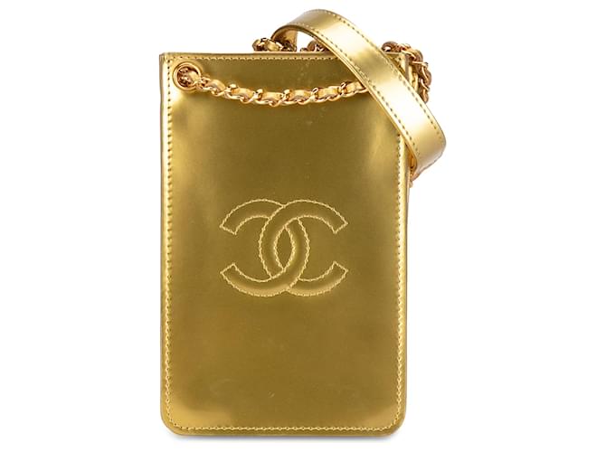 Porta-telefone com patente Chanel Gold CC Crossbody Dourado Couro Couro envernizado  ref.1381451
