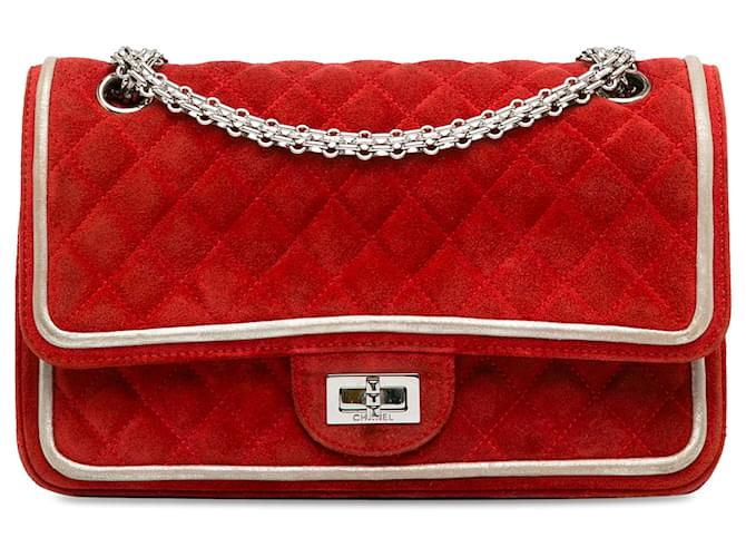 Riedizione Chanel in pelle scamosciata rossa media 2,55 con patta foderata Rosso Svezia  ref.1381467