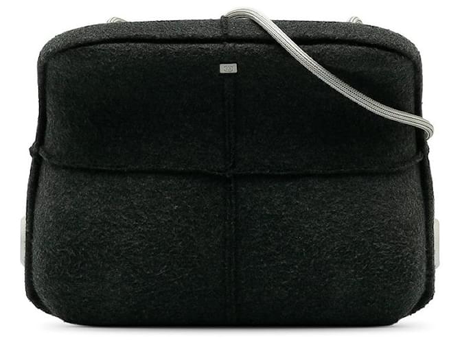 Chanel Millennium Felt Crossbody Bag Bolsa de ombro de lona em bom estado  ref.1381594