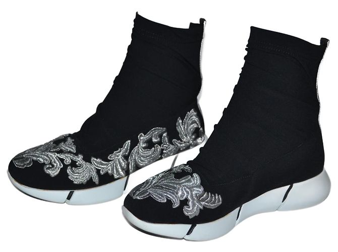 Elena Lachi baskets Noir Gris