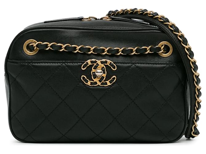Chanel Black Goatskin 19 Camera Case Leather  ref.1382022