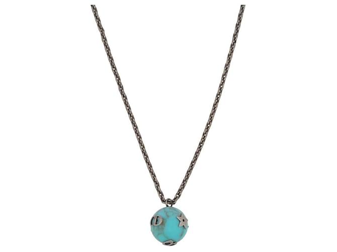 NEUF COLLIER CHRISTIAN DIOR SAUTOIR PENDENTIF TURQUOISE LOGO 71-77 NEW NECKLACE Métal Argenté  ref.1382093