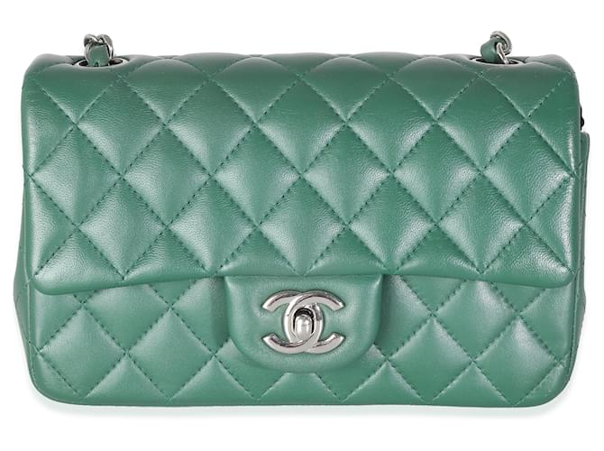 Classique Mini sac à rabat rectangulaire en cuir d'agneau matelassé vert foncé Chanel  ref.1382826