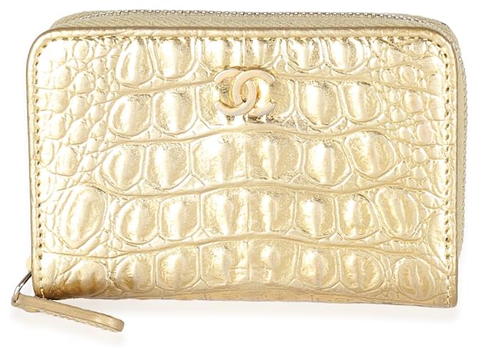 Chanel Gold Metallic Croc Embossed Calfskin Zip Around Card Case White gold  ref.1382834