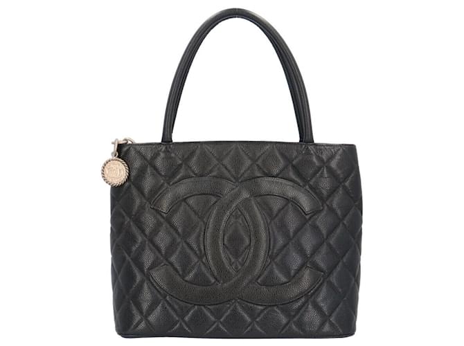 Chanel Medaillon Black Leather  ref.1383112