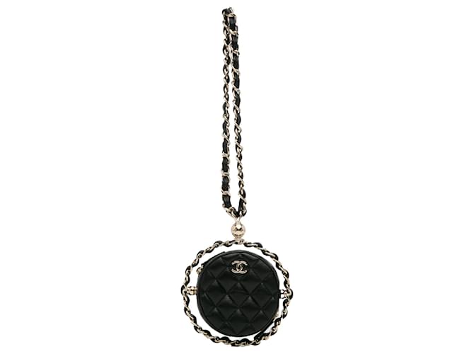 Corrente redonda Chanel CC preta acolchoada em pele de cordeiro em torno da embreagem com corrente Preto Couro  ref.1383525