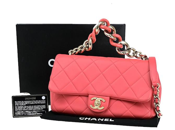 Timeless Chanel Matelassé Pink Leather  ref.1383607