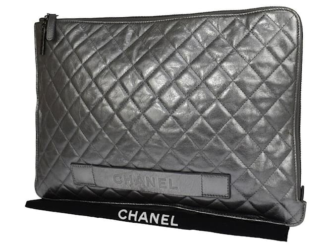 Chanel Matelassé Prata Couro  ref.1384798