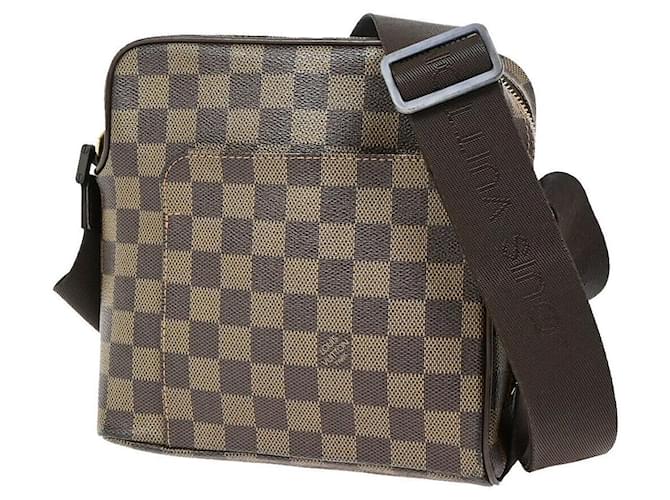 Louis Vuitton Olav Castaño Lienzo  ref.1385404