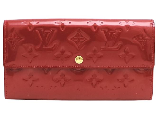 Sarah Louis Vuitton Rot Lackleder  ref.1385494