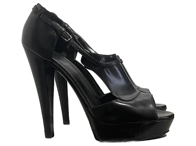 YVES SAINT LAURENT  Heels T.EU 40 Leather Black  ref.1385643