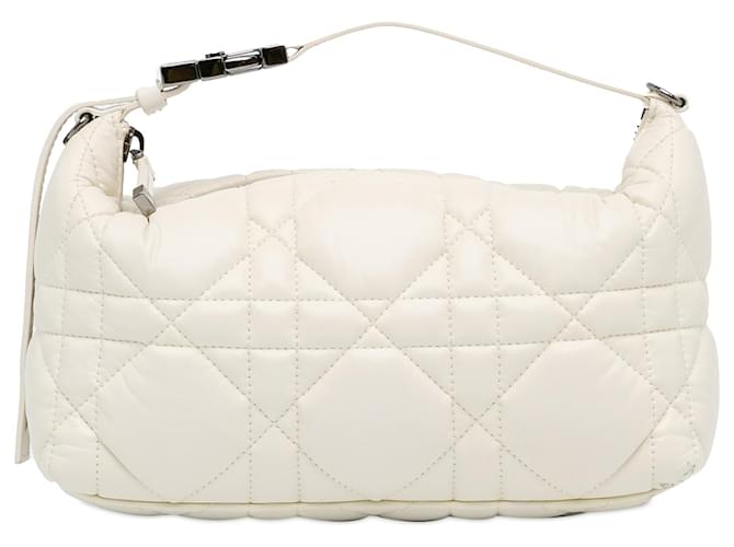 Dior Bolso Macro-Cannage DiorTravel Nomad de piel de becerro blanco Crudo Cuero  ref.1386201