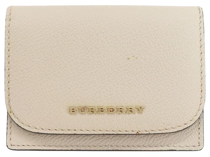 BURBERRY Beige Cuero  ref.1386698