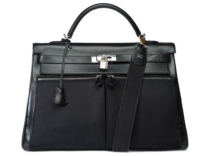 Hermès HERMES Kelly 40 Bag in Black Canvas - 101927