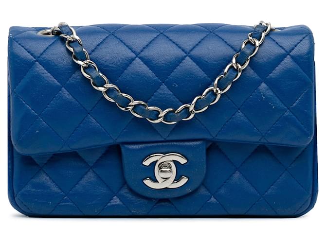 Bolsa Chanel Mini Clássica Azul em Pele de Cordeiro Retangular com Aba Única Crossbody Couro  ref.1387403
