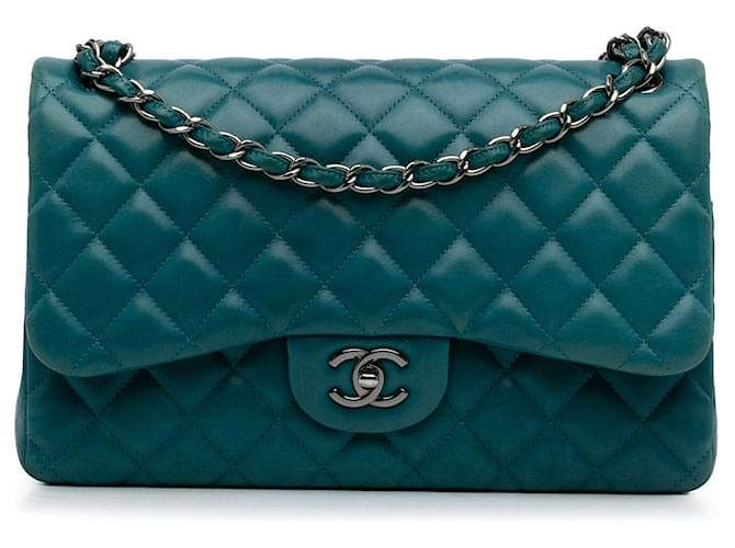 Borsa a tracolla con patta foderata in pelle di agnello classica Jumbo blu Chanel  ref.1387471