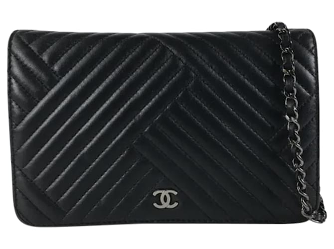 Wallet On Chain Portefeuille Chanel CC Crossing sur chaîne (WOC) en cuir d'agneau noir  ref.1387883