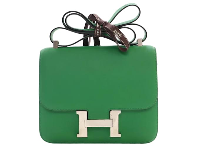 Hermès Hermes Constance 24 Bamboo Swift Green Olive green Leather  ref.1387919