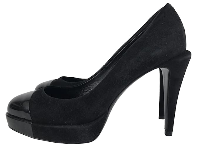 Bombas de plataforma Chanel Cap Toe Sz 37C Preto Suécia  ref.1387939