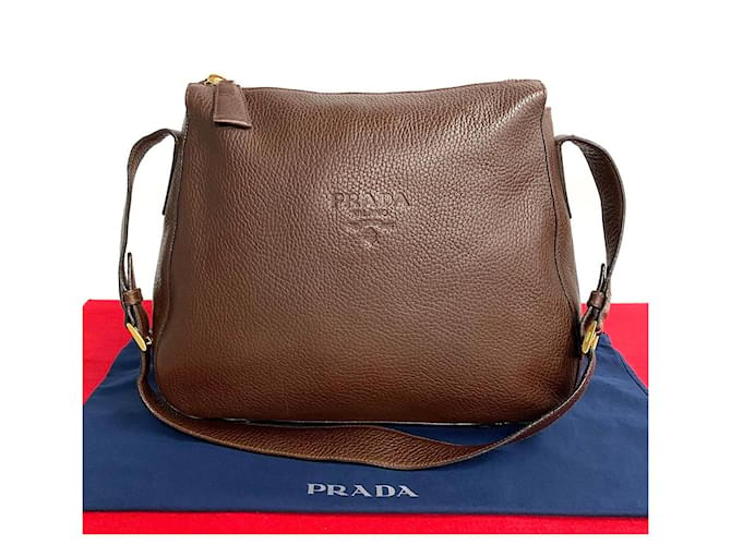 Prada Leather Shoulder Bag Leather Shoulder Bag in Very Good Condition  ref.1388004