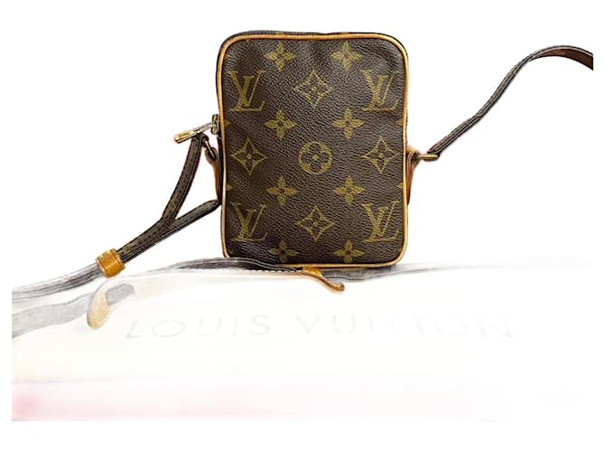 Louis Vuitton Mini Danube Canvas Crossbody Bag M45268 em bom estado Lona  ref.1388020