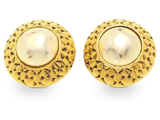 Gold Chanel Faux Pearl Clip On Earrings Golden Metal  ref.1388568