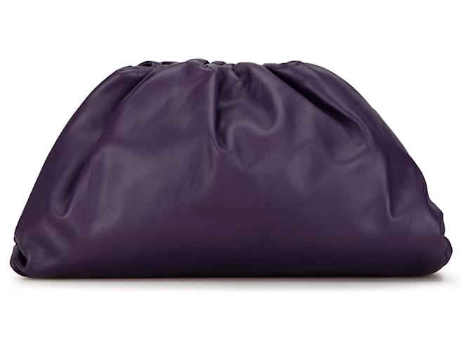 Clutch Bottega Veneta The Pouch morado Púrpura Cuero  ref.1388573