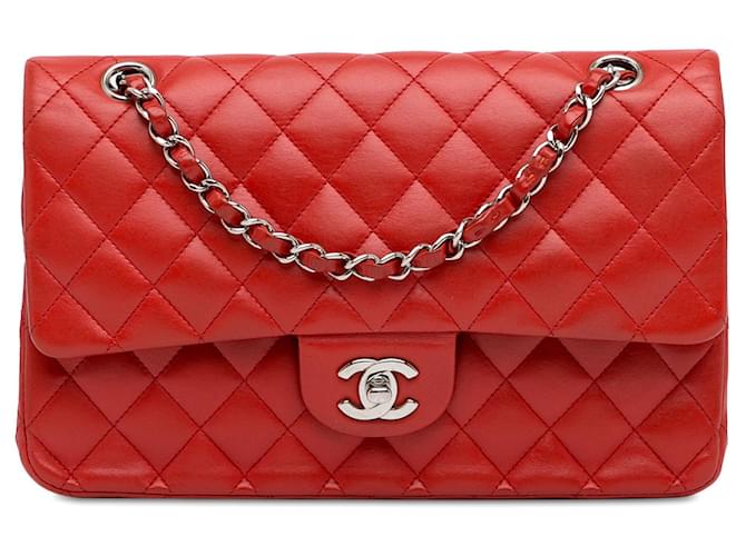 Sac à bandoulière à rabat doublé en cuir d'agneau classique moyen Chanel rouge  ref.1388754