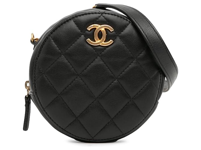 Black Chanel Quilted Calfskin About Pearls Round Clutch with Chain Crossbody Bag Leather  ref.1389001