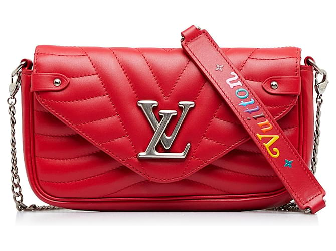 Red Louis Vuitton New Wave Chain Pochette Crossbody Bag Leather  ref.1389077