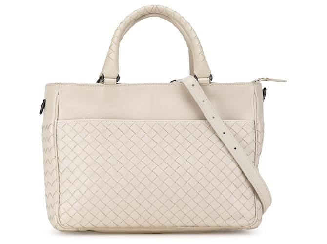 Bolso satchel Bottega Veneta Intrecciato beige Cuero  ref.1389134